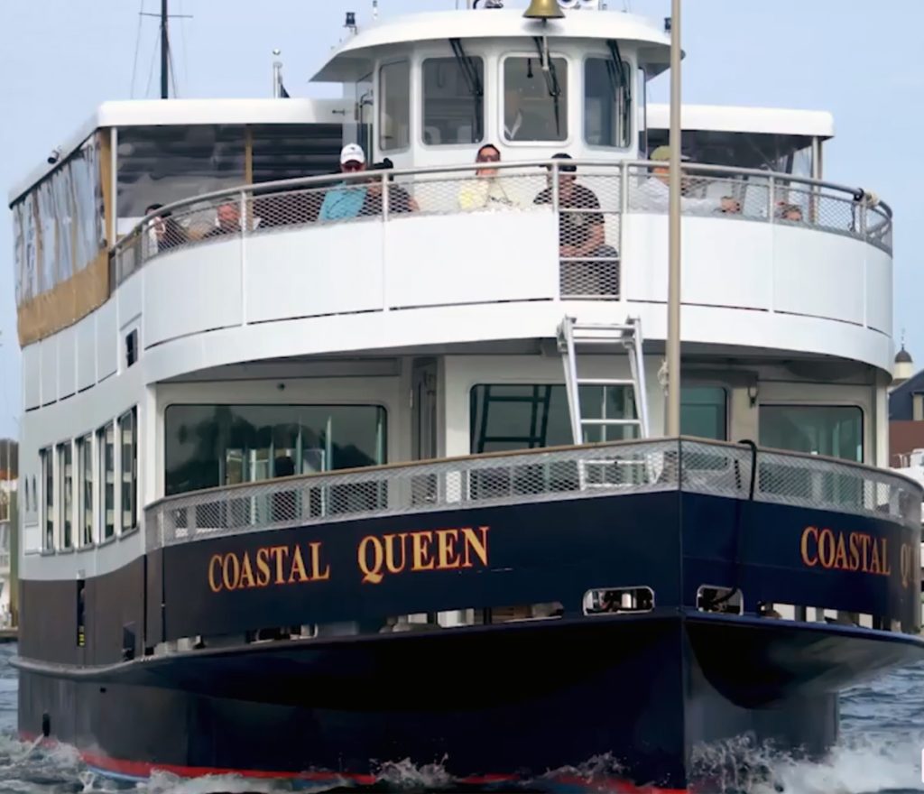Coastal Queen bow-on