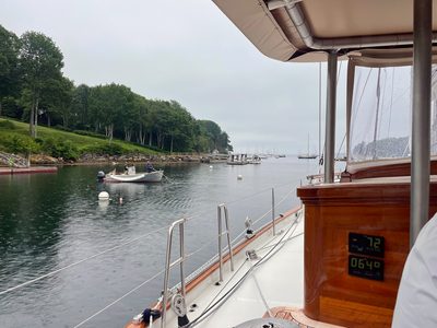 Ouzel leaving Rockport Harbor